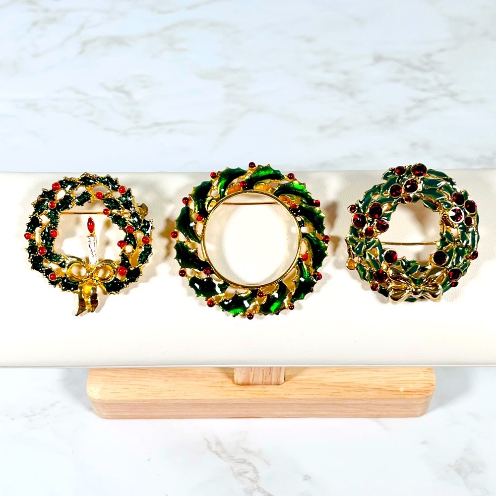 3 Holiday Wreath Brooches
